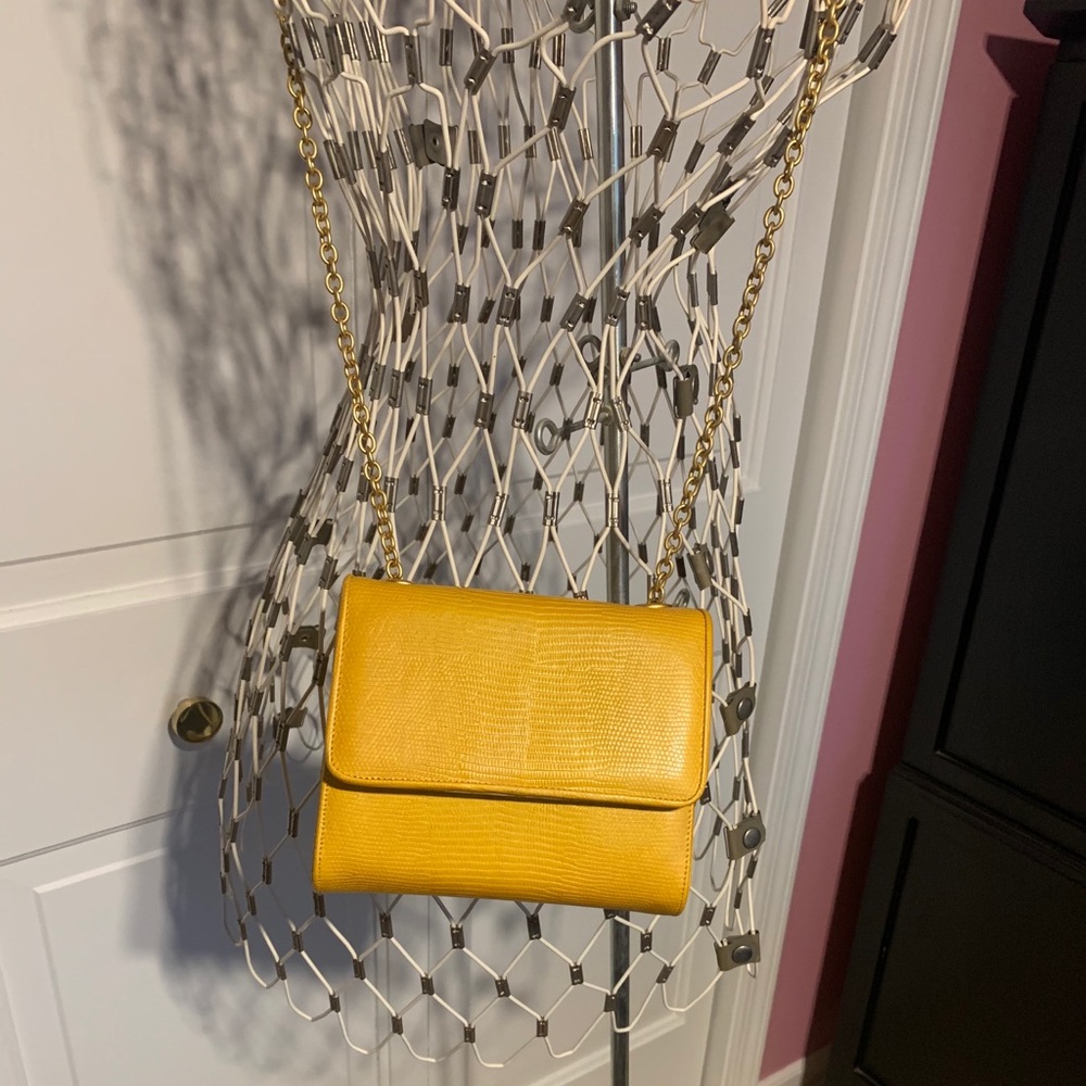 Vintage Gold Shoulder Bag